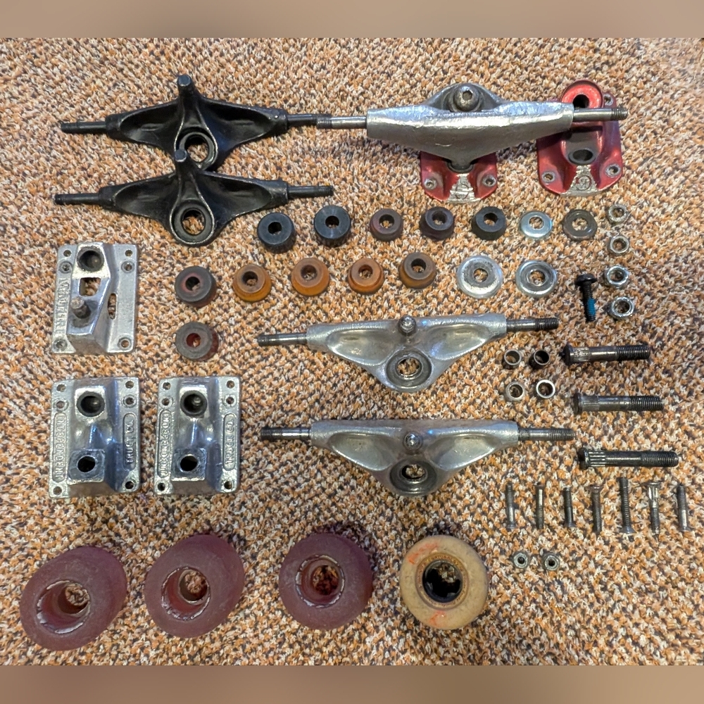 Vintage Skateboard Wheels & Trucks & Parts Lot Independent, Grind King, Venture